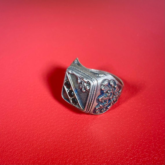 Amazing Vintage Native American Navajo Sterling Silver Domed Mircrophone Ring Old Amazing Vintage Native American Navajo Sterling Silver Domed Mircrophone Ring Old