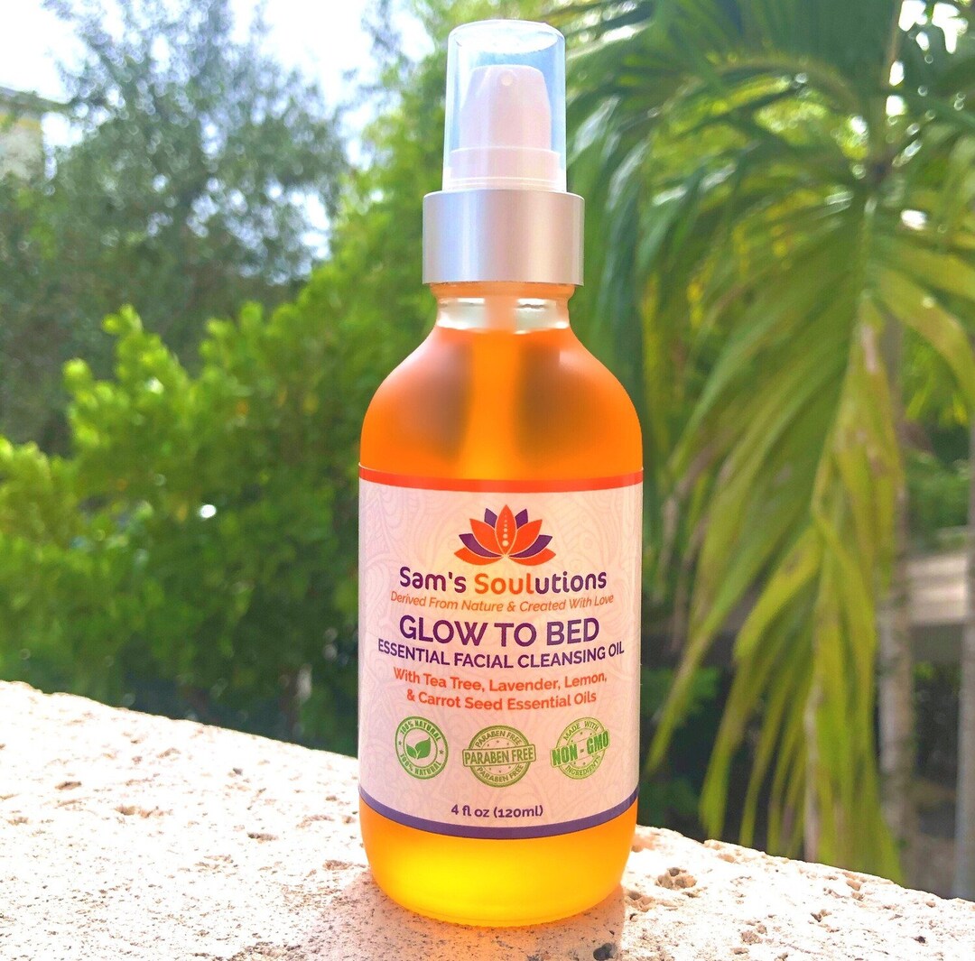 Deeply Nourishing Face Cleansing Oil Infused With Therapeutic Essential