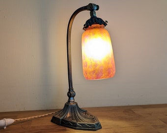 Art deco / art nouveau lamp in silvered bronze. Glass paste tulip signed Daum Nancy [1915-1935]