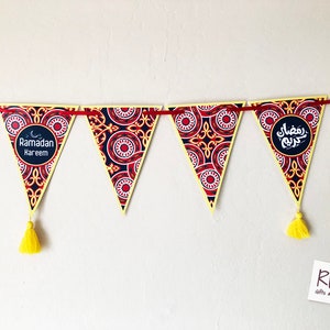 Ramadan Banner with Egyptian tent (Khayamiya) pattern, with yellow tassels or without, 12 pennant with total length 66&quot;