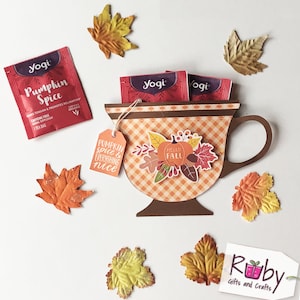 Tea cup Thanksgiving holder, 2 Pumpkin spice tea bags included, Thanksgiving gift, Thanksgiving Tea bag holder. Thanksgiving teacher gift.