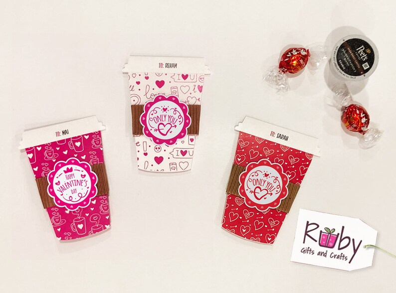 Personalized Valentine Coffee cup gift card holder, Valentine teacher Gift, Coworker Valentine Gift, Friends and Family Valentine gift. bild 1