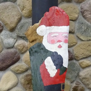 Vintage Hand-Painted Driftwood Christmas Santa, Vintage Painted Driftwood Santa Sign, Retro Hand Painted Driftwood Santa, Rustic Christmas