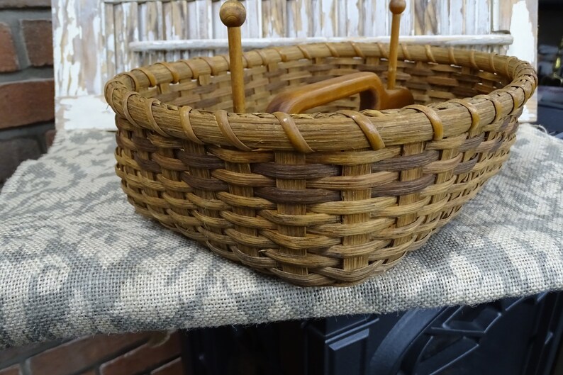 Vintage Handmade Woven Napkin Holder With Wood Center Press, Natural