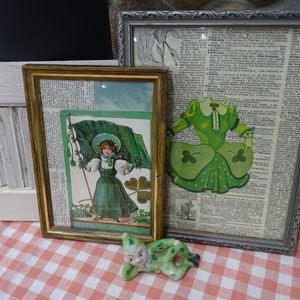 Décoration vintage de la Saint-Patrick, art artisanal irlandais vintage, lutin vintage en porcelaine verte, célébration du patrimoine irlandais, vendu séparément