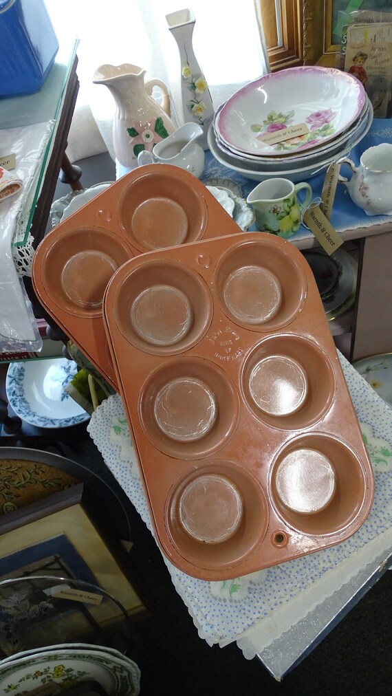 Retro Baking Tins