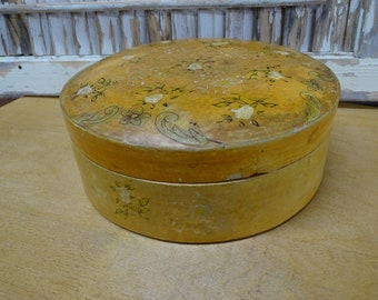 Vintage Made in Japan Papier Mache Box: Hand Painted Floral Design