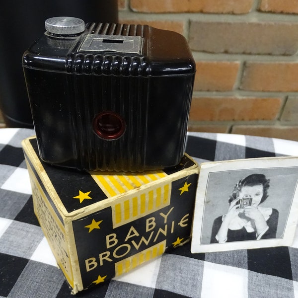 Vintage Eastman Kodak Baby Brownie Camera with Original Box and Instruction Pamphlet, Vintage Collectible Bakelite Camera, Baby Brownie Set