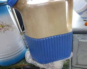 Vintage Blue Bottom Universal Potteries Water Pitcher, Retro Kitchenalia, Vintage Blue Ribbed Bottom Refrigerator Jug with Cork Plug