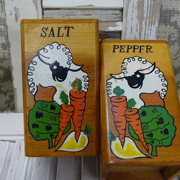 Mid-Century Hand Painted Salt and Pepper Set, Retro Wood Made in Japan Salt and Pepper Shakers, Vintage Wooden Large Profile Salt and Pepper