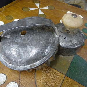 Vintage Aluminum Biscuit Cutters: Crimped Edge Farmhouse Kitchen Set