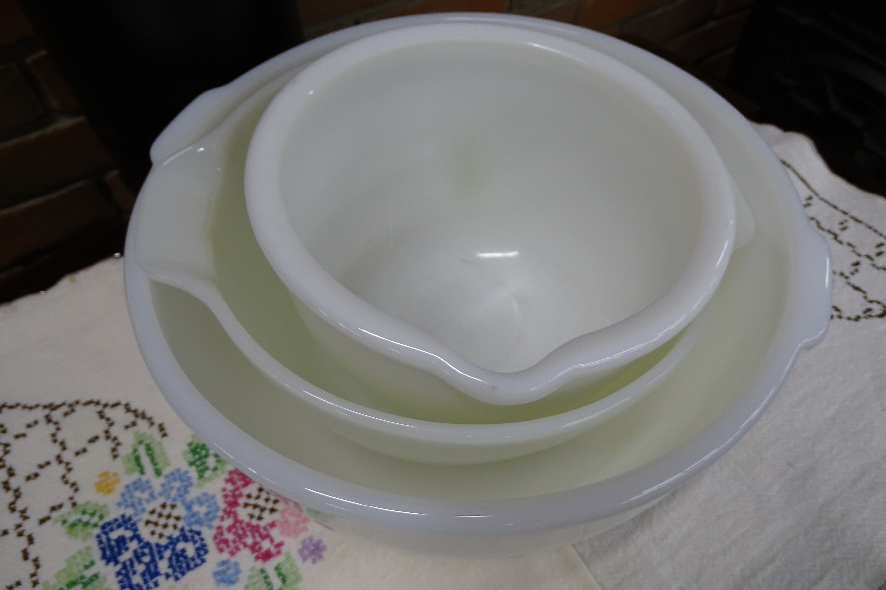 Three White Milk Glass Mixing Bowls MCM Bowls for Sunbeam Etsy