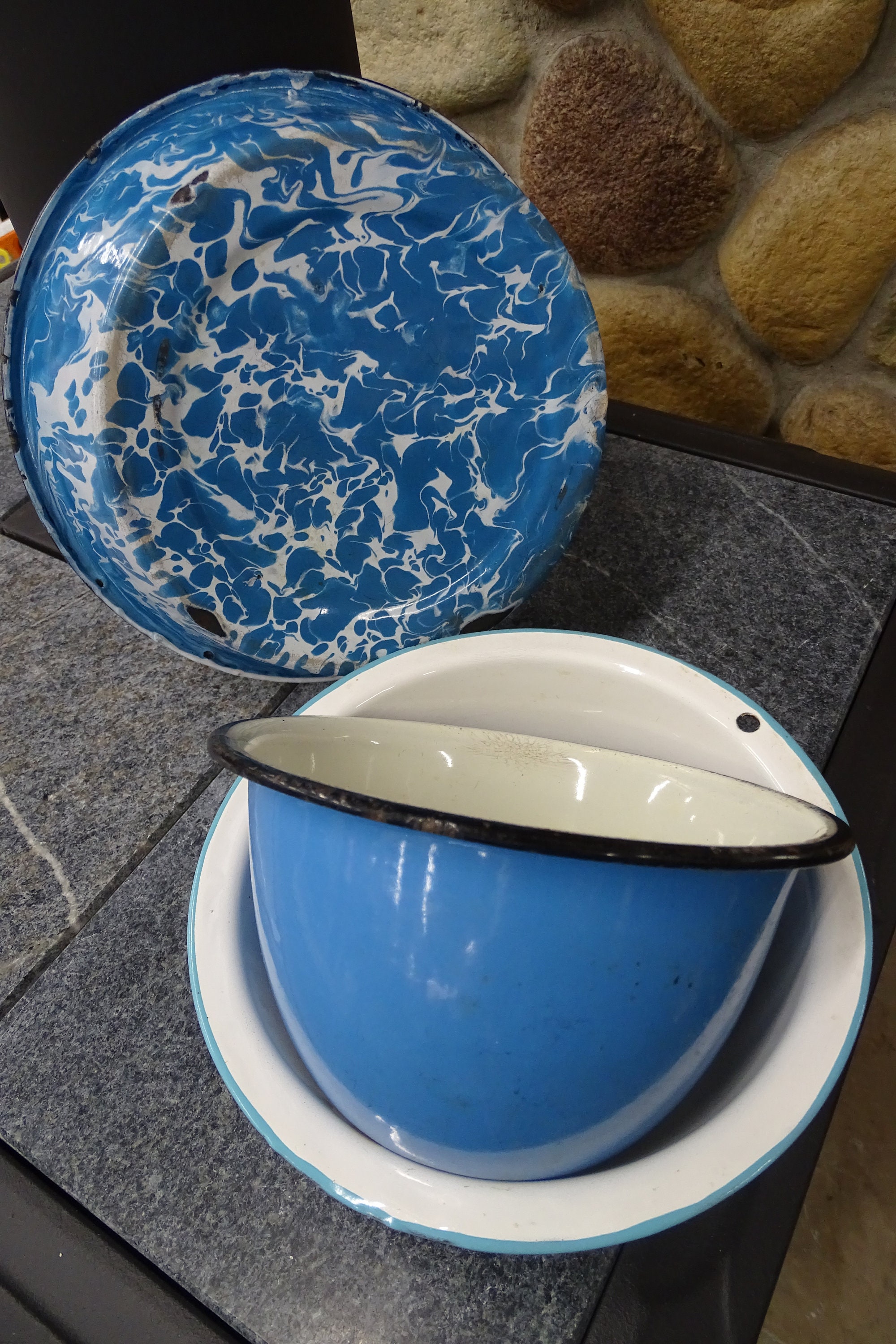 Set of 3 Vintage Graniteware Enamel Basins With Blue Coloring Etsy UK