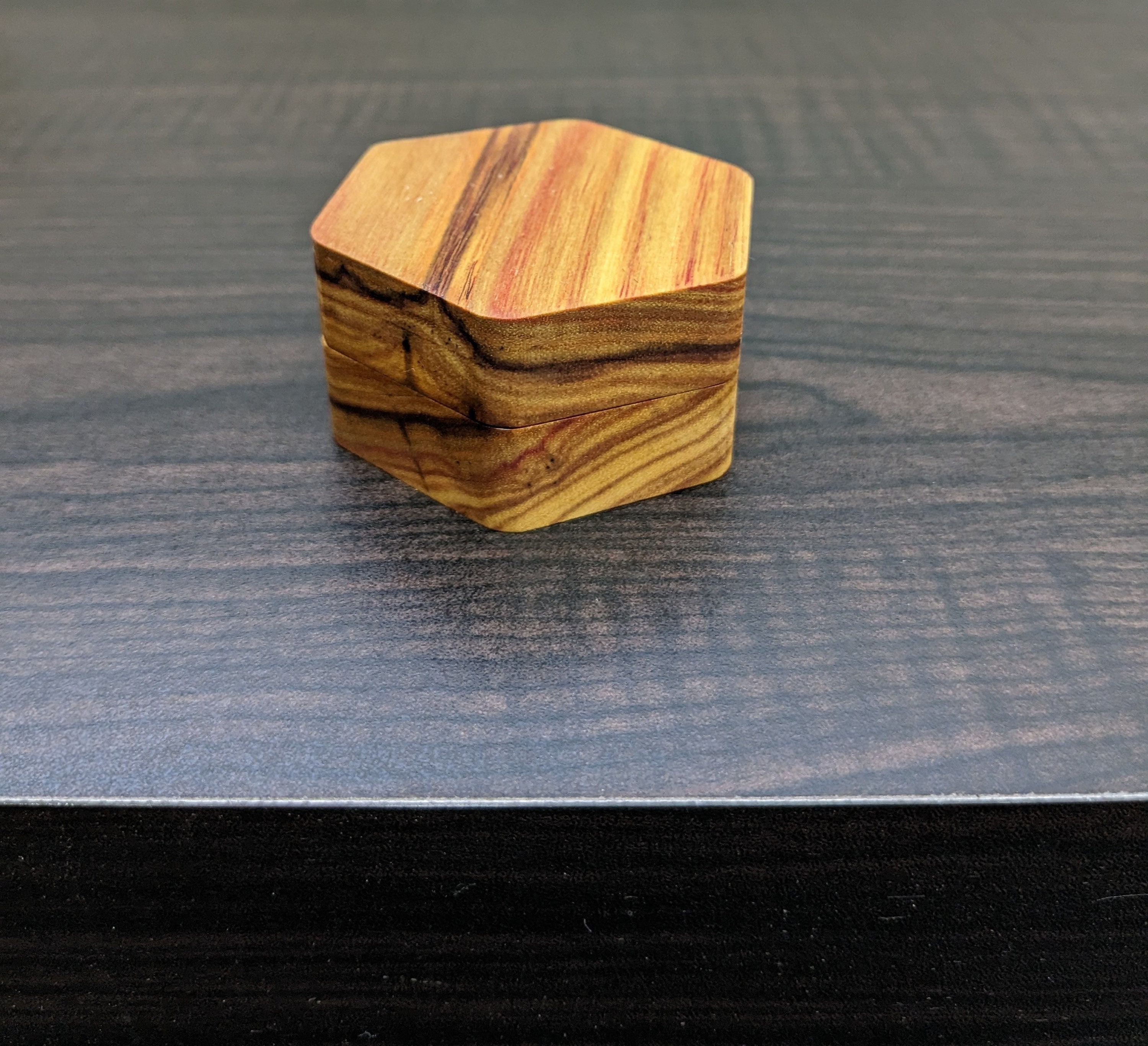 Lonjew Wood Bead Box with Lid and Needle Magnet
