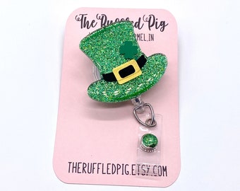 St Patricks Day Badge Reel: Lanyard, clip, carabiner, teacher lanyard, green glitter leprechaun, retractable, RN teacher Nurse