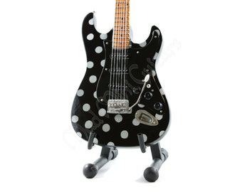 Miniature Guitar BUDDY GUY with free stand.