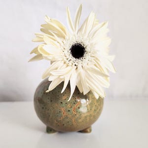 Handcrafted Fine Art Pottery Round Ball 3 Inch Bud Vase