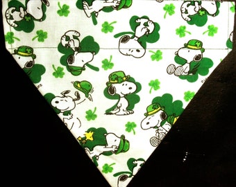 Omkeerbare Snoopy en Woodstock Shamrocks / St. Patrick's Day Green Plaid