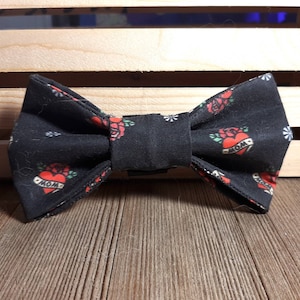 Mom Tattoo Large Pet Bow Tie