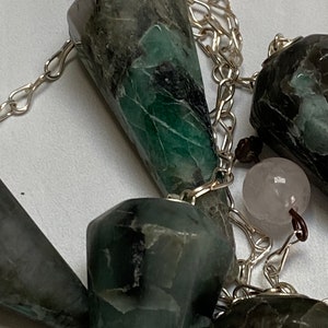 Genuine Emerald Pointed Pendulum with Rose Quartz Metaphysical Dowsing image 9