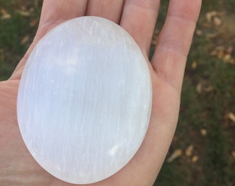 Selenite Palm Stone - Healing Crystal - Mental Clarity - Protection Crystal - Removes Negative Energy - Worry Stone- Selenite Crystal