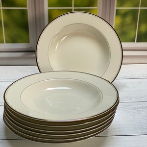 Vintage Set of 8 Mikasa Belair Rim Soup Bowl L2802 Ivory China Japan | Platinum Trim