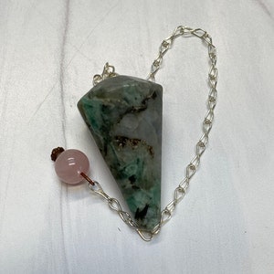 Genuine Emerald Pointed Pendulum with Rose Quartz Metaphysical Dowsing image 3