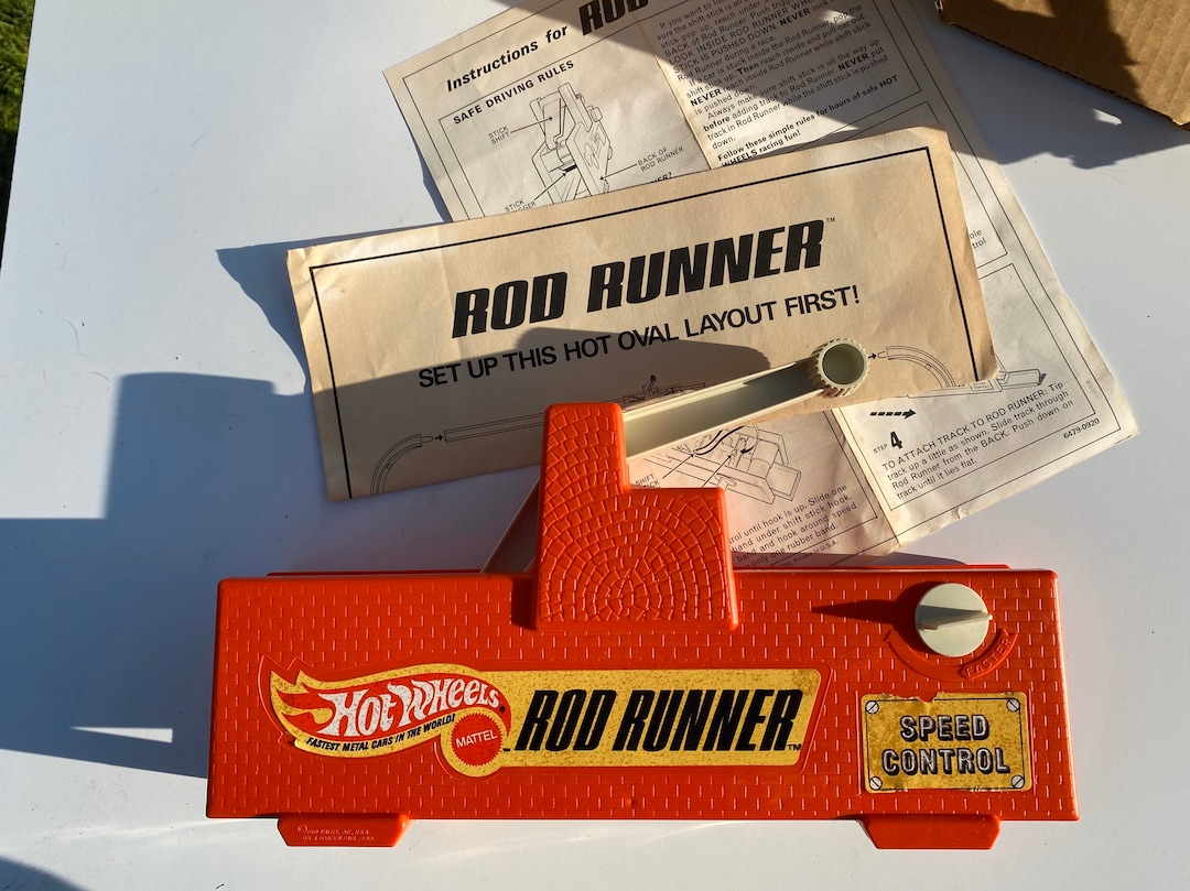 Vintage 1969 Hot Wheels Rod Runner Hand Shift Power Booster