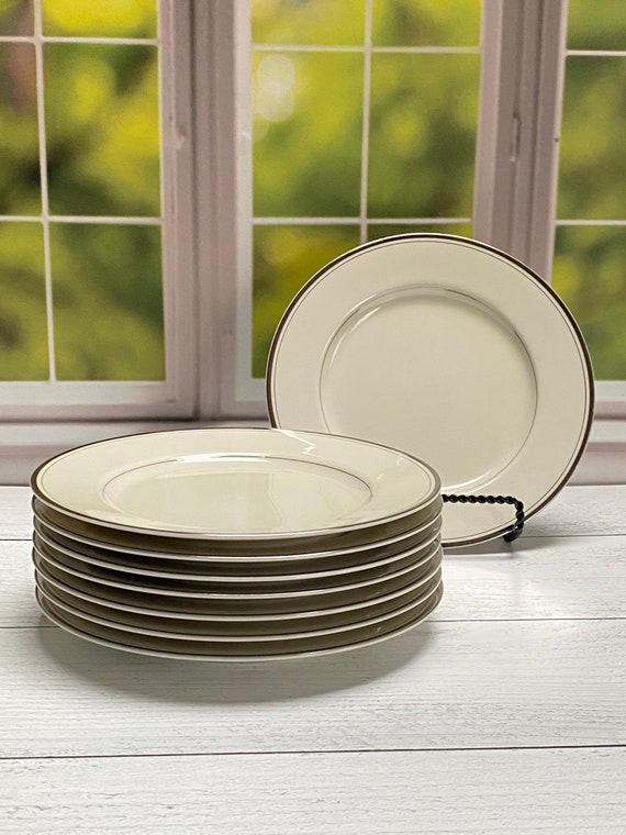 Vintage Set of 8 Mikasa Belair Salad Plates L2802 Ivory China