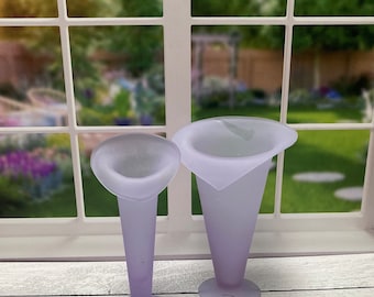 VTG Art Glass Jack in the Pulpit Vase Calla Lily Light Purple Frosted Set of 2