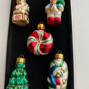 Mehrfarbige Weihnachtsornamente Set Vintage Glasornamente Glasornamente Weihnachten 90er Jahre Weihnachtsdekoration 5 Glasornamente Bild 1
