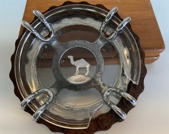 Vintage-Inspired Camel Ashtray with Motor Glass and Bike Chain Accents - Joe Camel-Themed Glass Ashtray