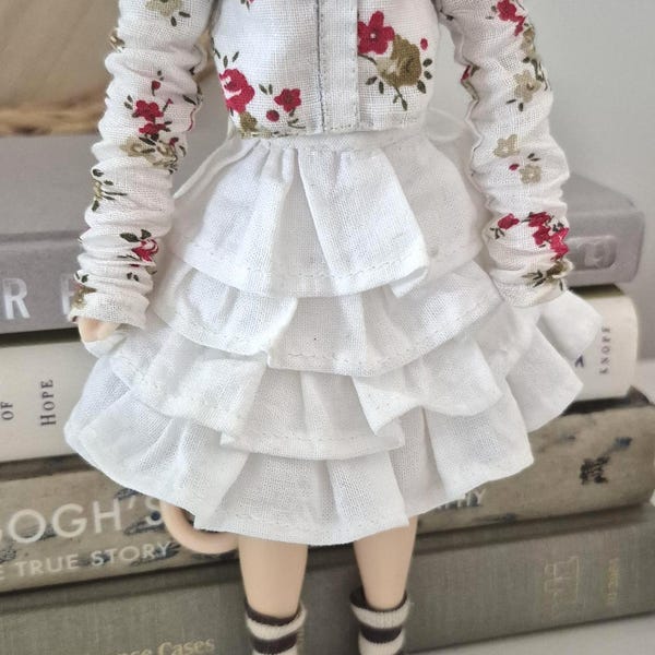 Ruffled skirt for Blythe doll, 1/6 Doll Clothes, Skirt for Blythe, White fabric skirt