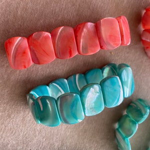 Genuine Shell (High-Quality Hand Polished )Dyed Green Shell Color Shell 14x20mm Elastic Double Band Bracelet 7.5-8 Inches