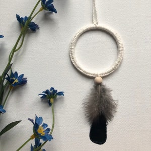 Small Dreamcatcher Favors, Wall Hanging, Wedding Favors, Bridal Shower Favors, Baby Shower Favors, Gift
