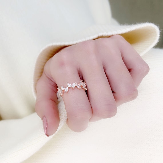 Marquise cluster wedding band deals