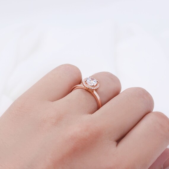 Classic Engagement Ring in Adjustable Style, Size 5-8, Rhodium