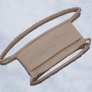 Boxy Pleat Personae In Classy,  Double face Reusable Face Mask, 100% Fine Silk Jersey, Adjusts for Nose Shape