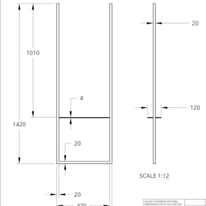 Puede incluir: Un dibujo técnico de ingeniería de una estructura de marco rectangular de metal con líneas negras sobre un fondo blanco. El diagrama incluye medidas precisas en milímetros, mostrando una altura total de 1420 mm y un ancho de 490 mm, con una escala de 1:12.