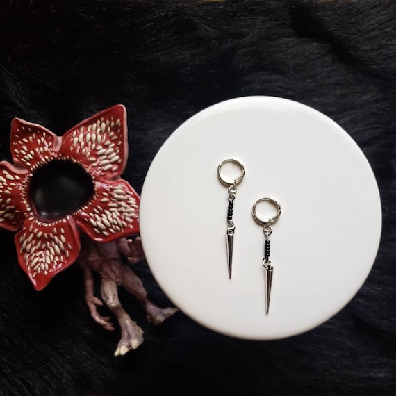 S T Billy Hargrove Earrings Metal Piercing Jewellery Women Eardrop Cone  Pendant Earrings Cosplay Accessories Gifts - AliExpress