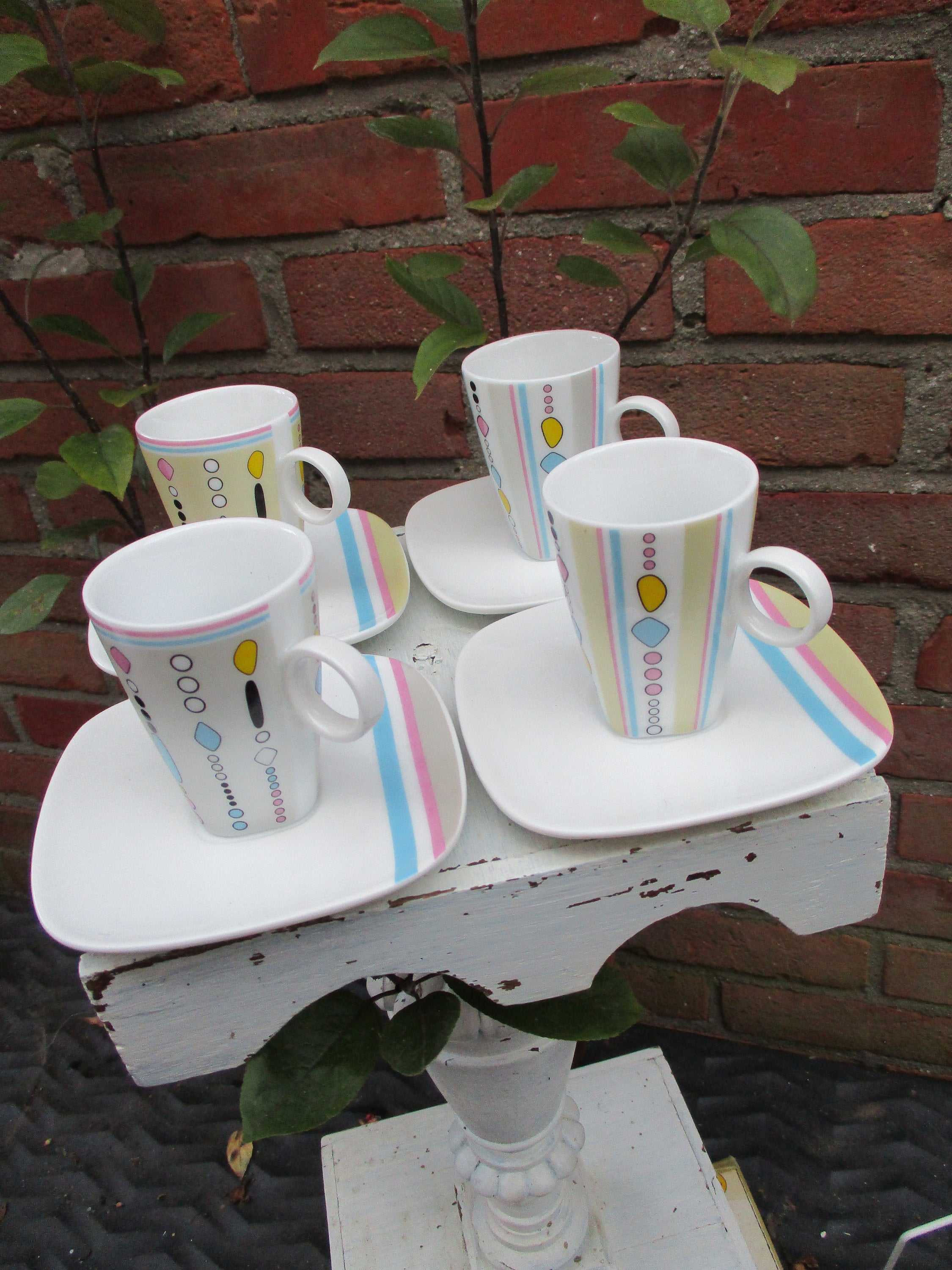 Vintage Maxwell & Williams Espresso Cups/saucers, Set of 4, Funky Retro