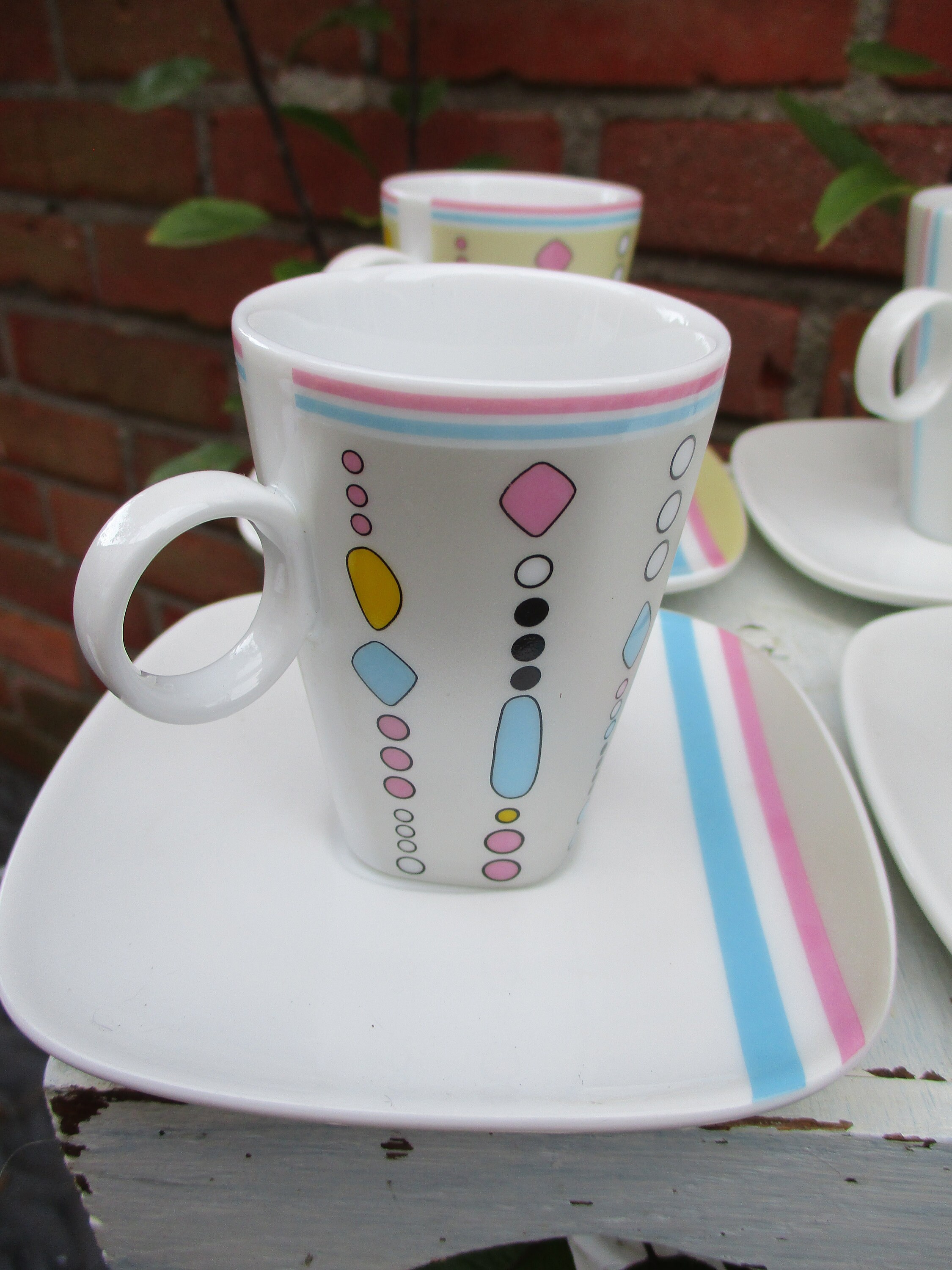 Vintage Maxwell & Williams Espresso Cups/saucers, Set of 4, Funky Retro