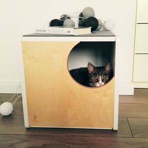 Cozy plywood cat house, modern design cat bed, gift for cat lover, safe cat cabinet,felt top, cat furniture, PurrFur image 2