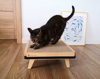 Birch & Black Cat Scratcher with Replaceable Cardboard