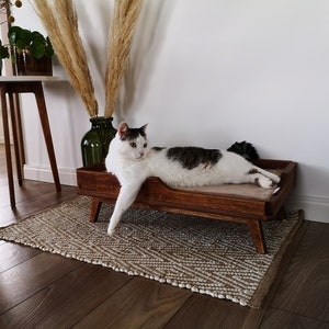 Rustic plywood pet bed "Sleep Long Dark Oak" for cats and small/medium dogs from PurrFur