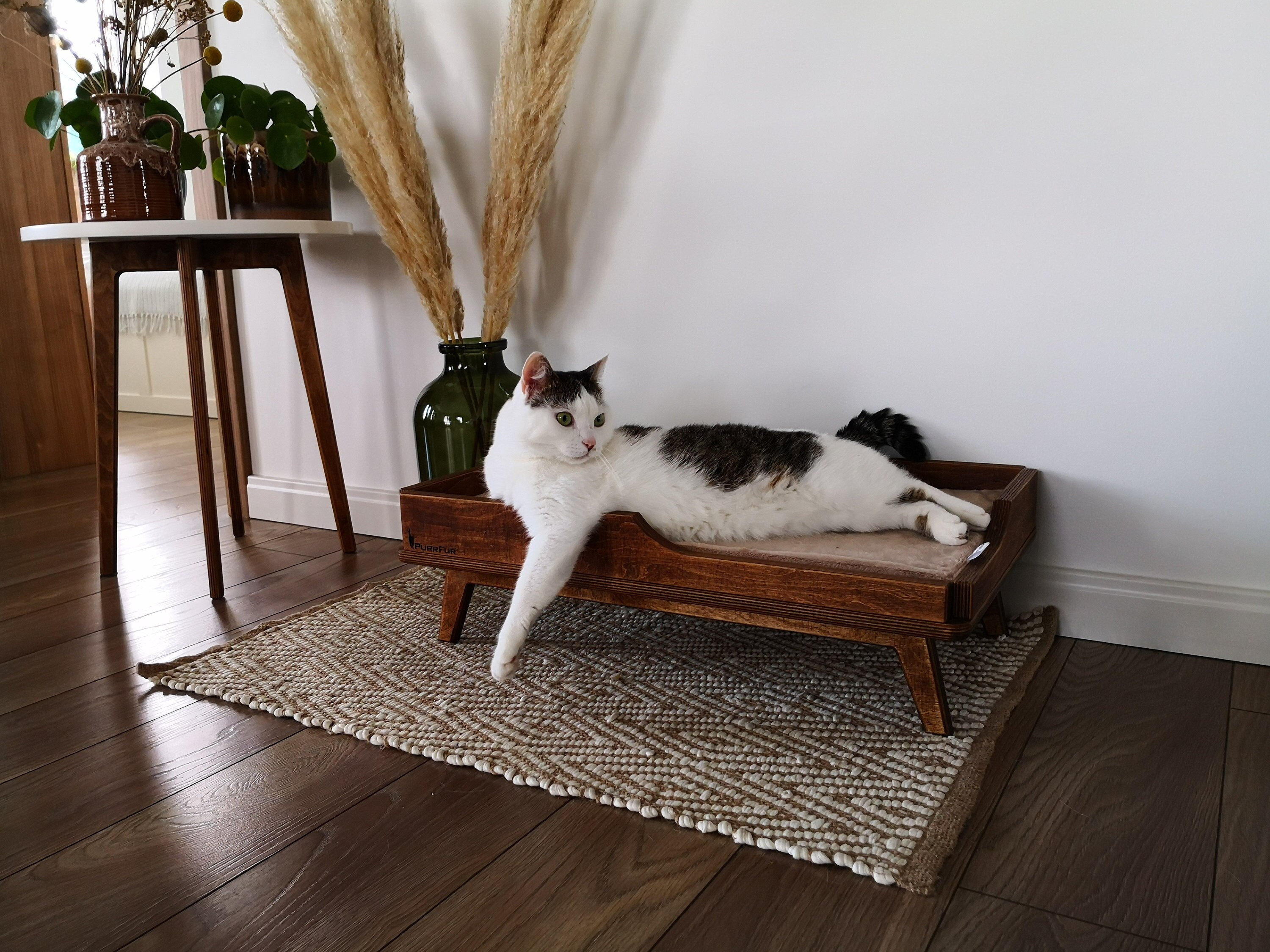Rustic plywood pet bed "Sleep Long Dark Oak" for cats and small/medium dogs from PurrFur