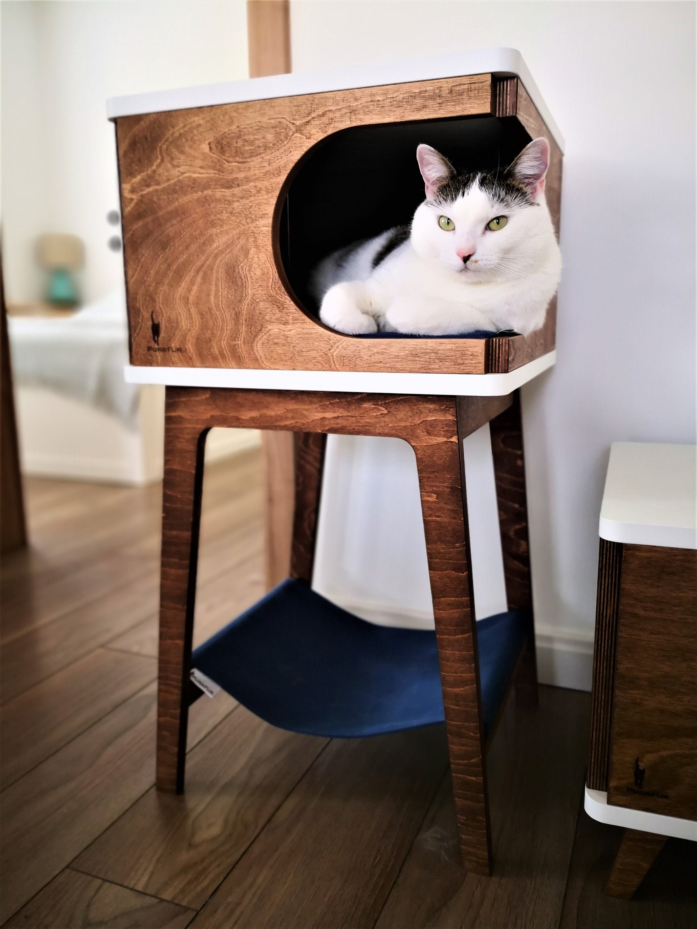 retro cat tree