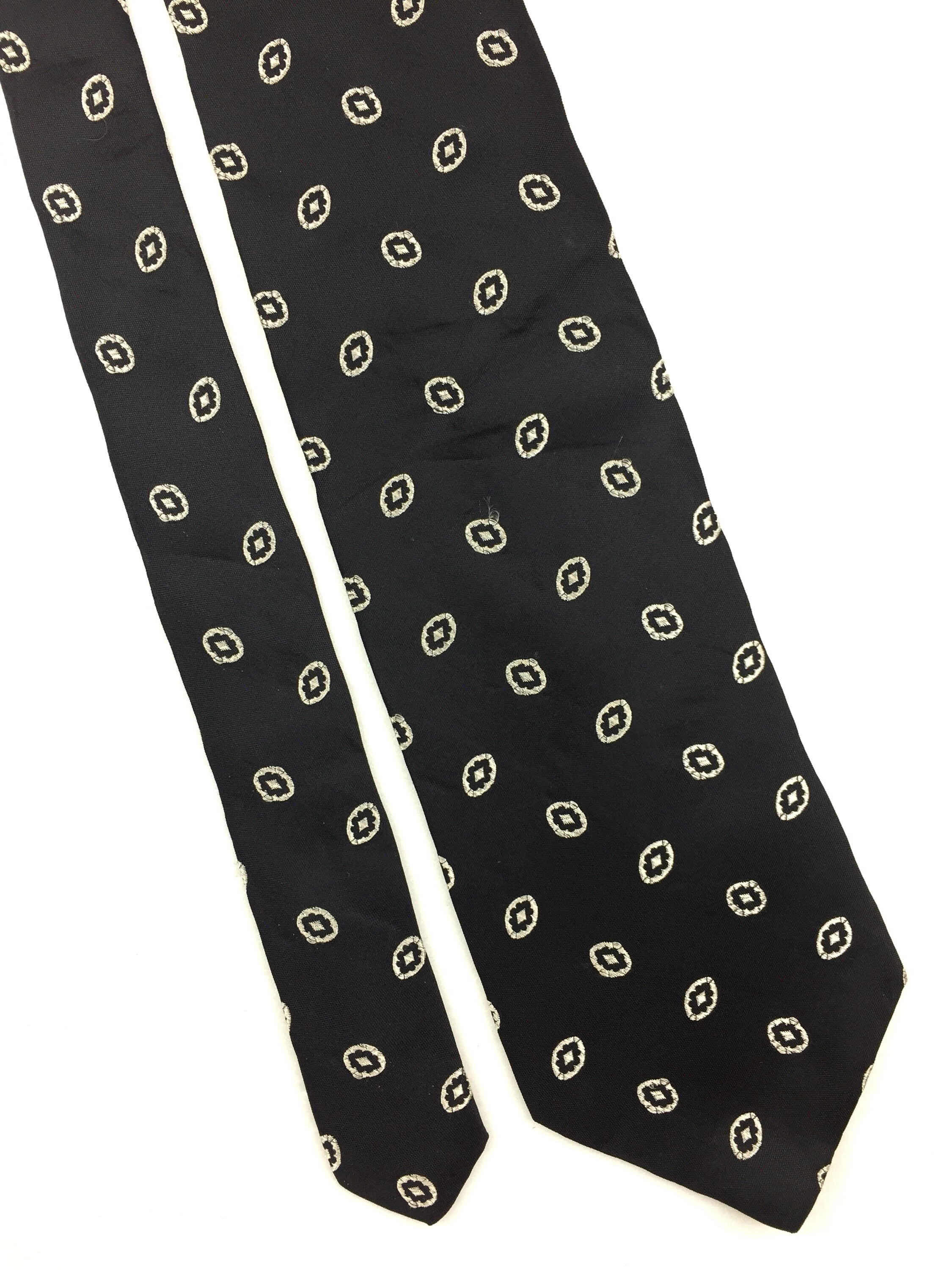 ferre tie