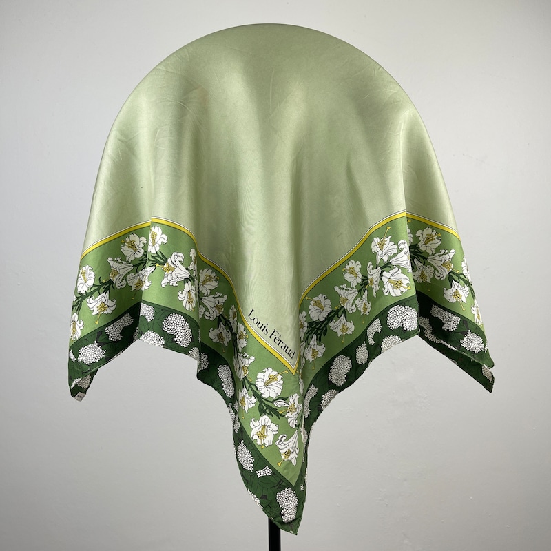Foulard En Soie Louis Feraud - Multicouleur - Style Bandana/carré - Occasion