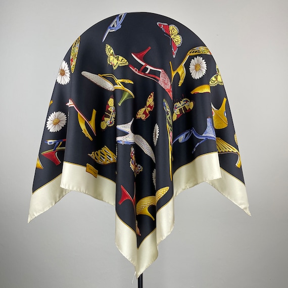SALVATORE FERRAGAMO SCARF twill silk luxury high … - image 1